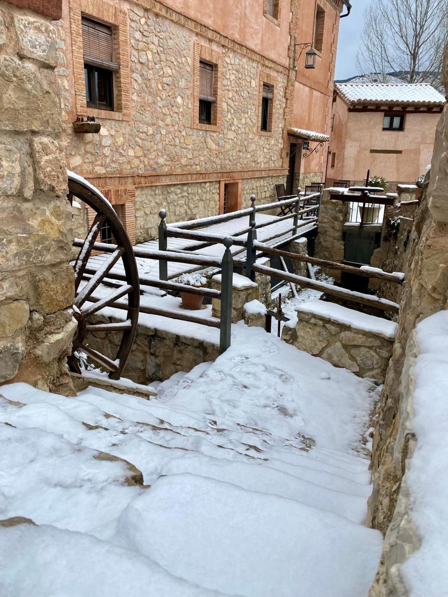 Caseron De La Fuente Albarracin Exterior photo