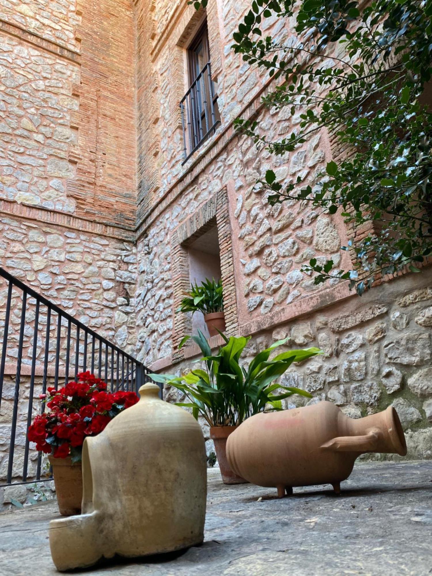 Caseron De La Fuente Albarracin Exterior photo